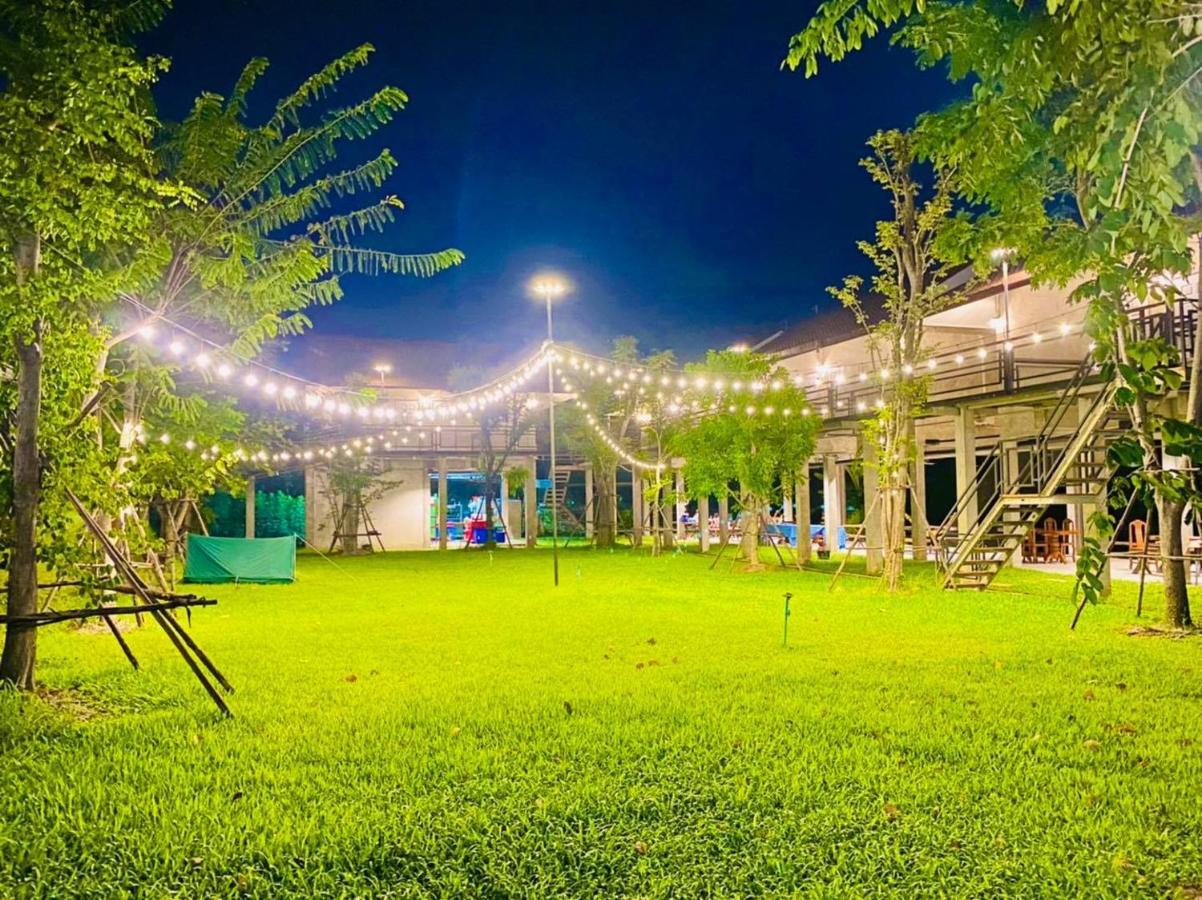 บ้านต้นไม้โฮมสเตย์อุทัยธานี المظهر الخارجي الصورة